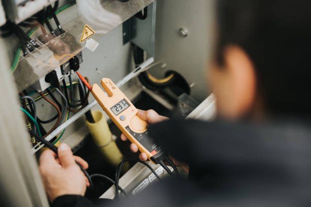 Best Affordable Emergency Electrician  in Jefferson, WI